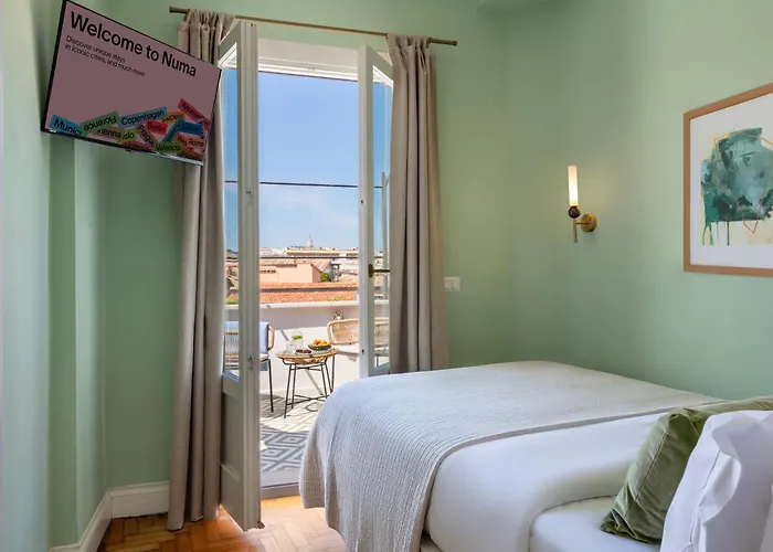 Hotel Numa Portico 4*