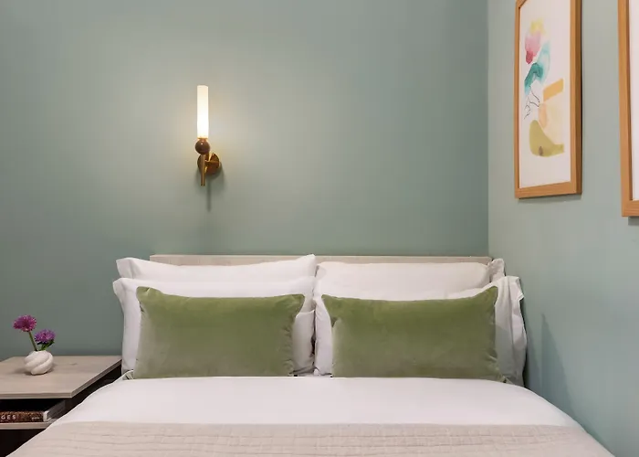Hotel Numa Portico 4*